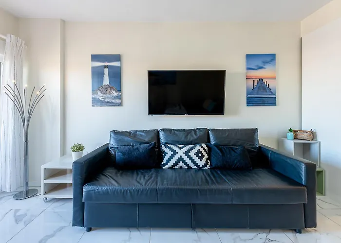 797 Holiday Rentals - Acogedor Estudio Ubicado En Edificio Jupiter